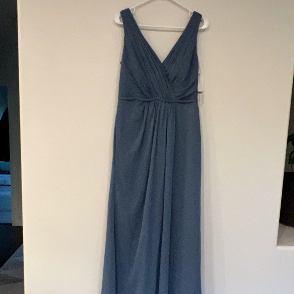 David’s Bridal Long Chiffon Size 8 Steel Blue NEW